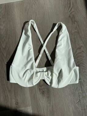 SHEIN White Crisscross Underwire Bra Top